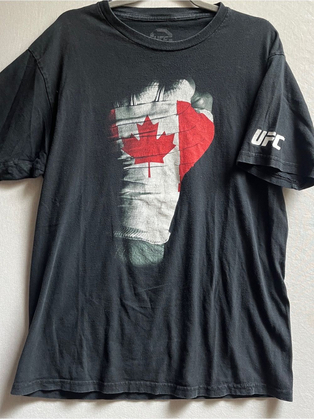 UFC Canada Maple Leaf Graphic Short Sleeve MMA T Shirt M